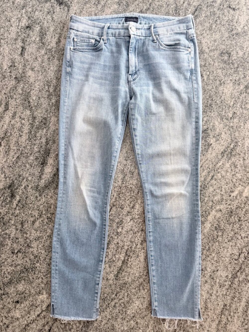 MOTHER Denim | The Looker Ankle Fray Jeans | Size 26